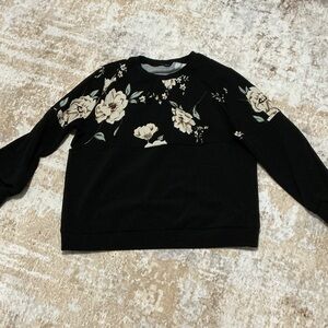 SHEIN Black Floral Crew Neck Sweater